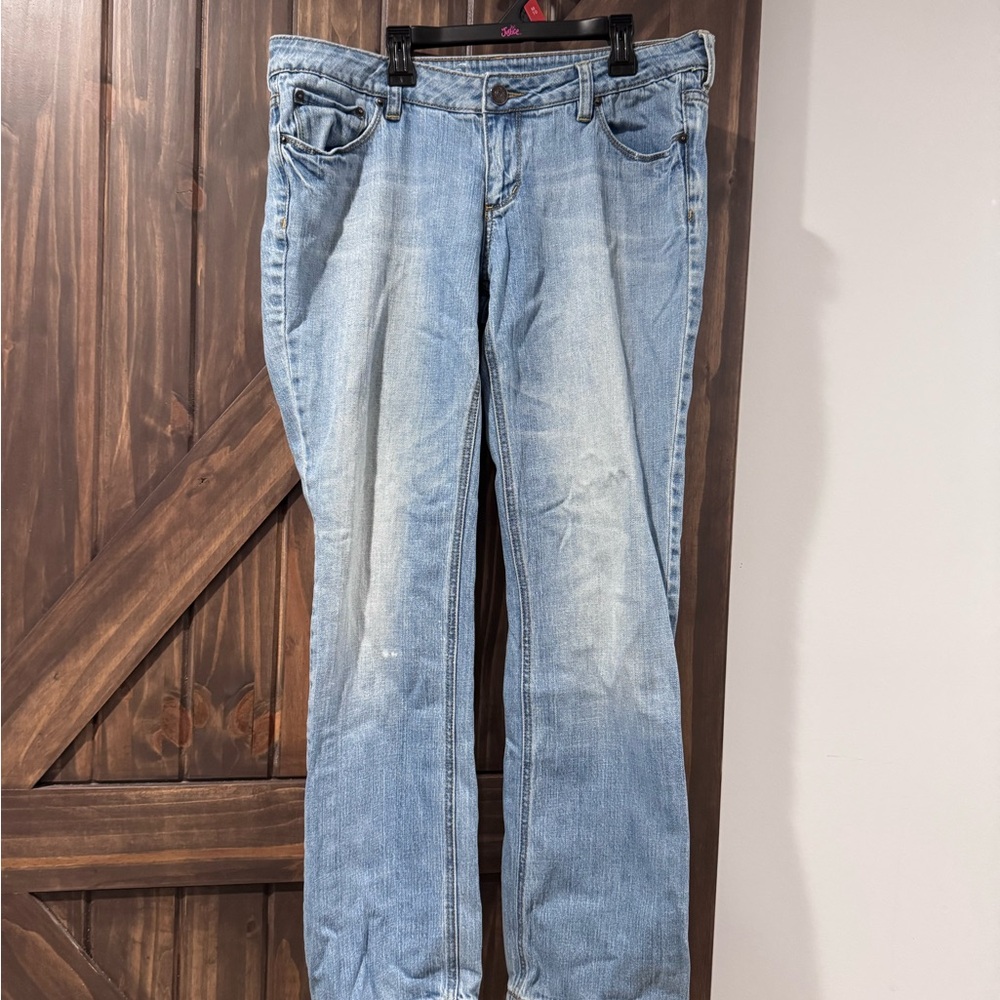 Bullhead Light Blue Relaxed Jeans
